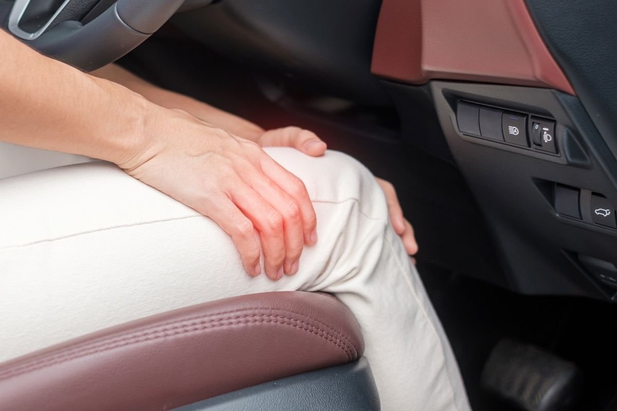 Leia mais sobre o artigo Tendinite patelar: a dor abaixo da rótula que paralisa atletas e como tratar sem cirurgia